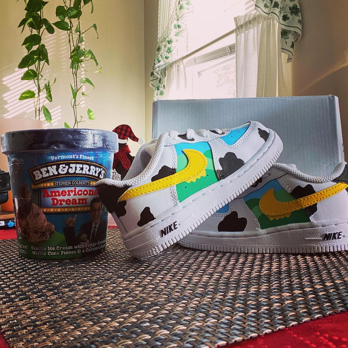 “Juan showed me some shoes he customized and I was amazed of his work. Timing couldn’t be perfect because my son was just born so I purchased these cute shoes for him. Amazing job and well done! ⭐️⭐️⭐️⭐️⭐️ -Chris-